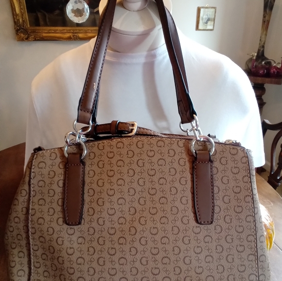 GUESS BAG - Picture 3 of 4